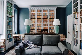 Living room design ideas. Image may contain Couch Furniture Living Room Indoors Room Lamp and Table Lamp