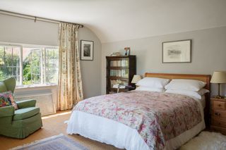 Also in Olivia Laing's house the easy neutral ‘French Grey can be seen on the walls of the main bedroom.  buttongroup ...