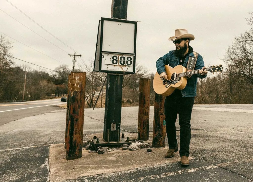 Kapali Long, Photo: Eric Ryan Anderson