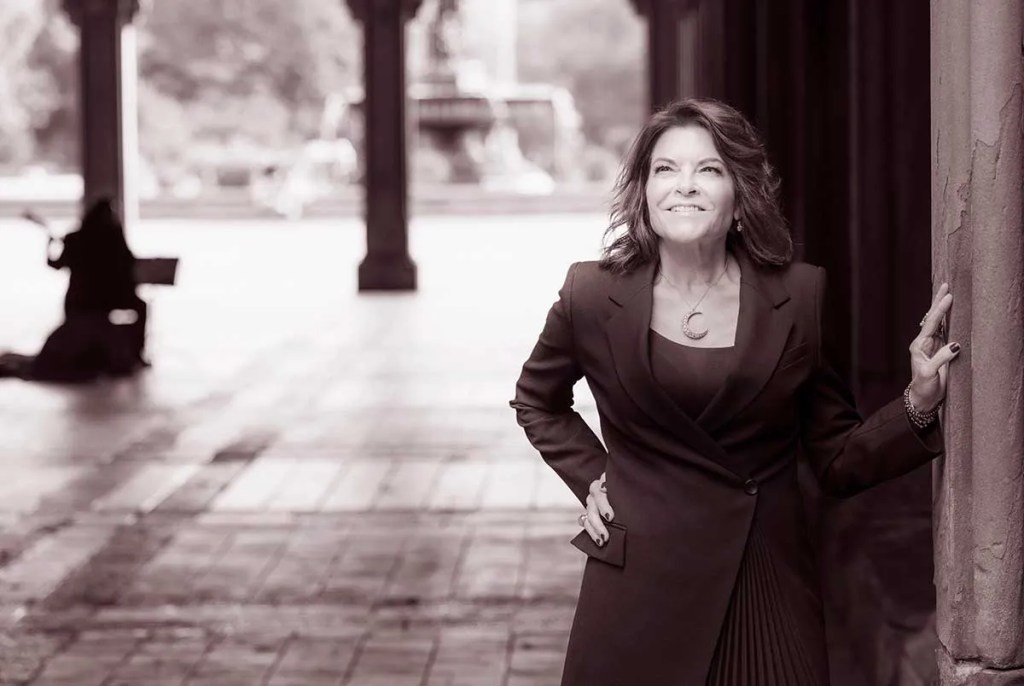 Rosanne-Cash-Arch3O8A0392-photo-Pamela-Springsteen