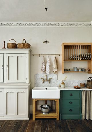 Patrick Williams of Berdoulat was commissioned to plan the kitchen and has used many pieces that he designed including...